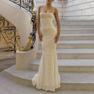 Sexy, elegant, figure-flattering, waist-cinching, lace-up, jacquard, extra-long fishtail dress