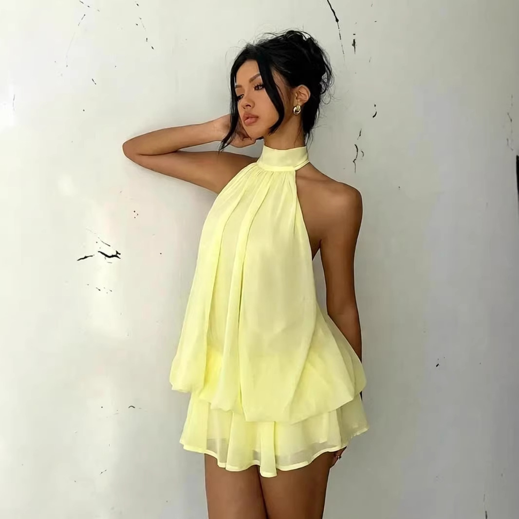 European and American cross-border Sanya resort dress, beach dress, chiffon halter neck tea break short skirt, 2025 autumn sexy hot girl dress