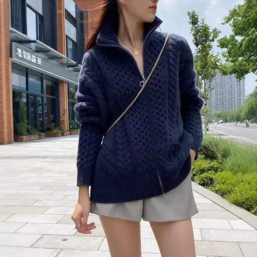 Factory direct wholesale heavyweight 100% wool cardigan, high neck, twisted knit, zipper, warm knitted wool cardigan for women, in stock. - Image 3