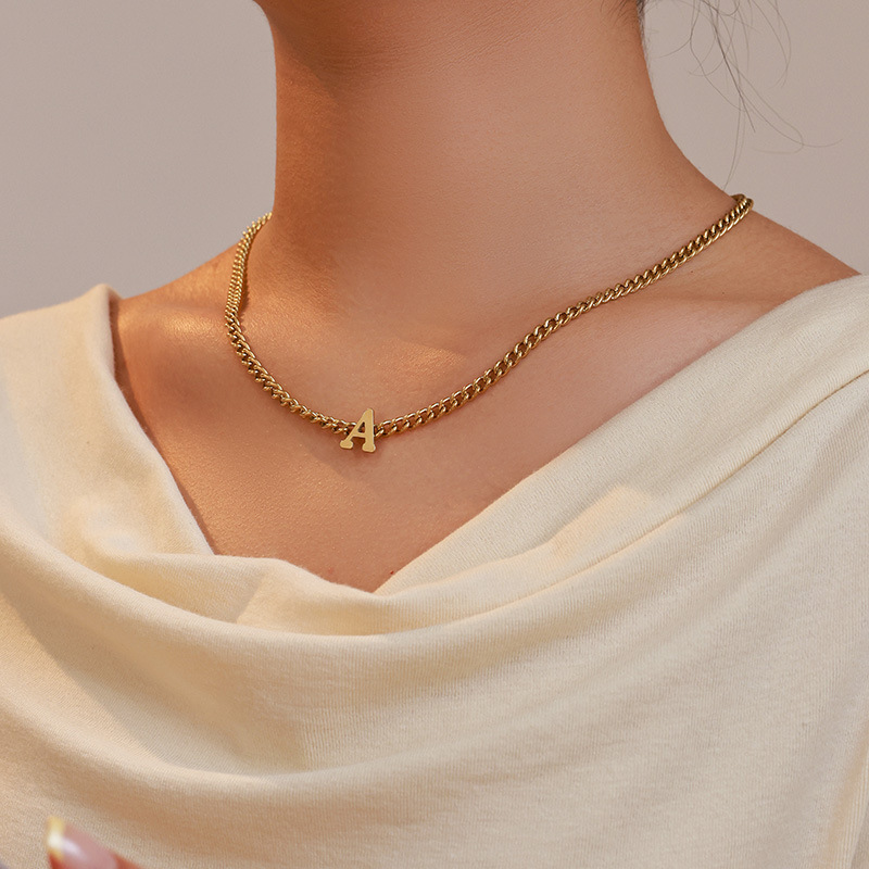 Xuping's new cross-border European and American style alloy electroplated 14k color personalized minimalist letter A necklace wholesale - Image 5
