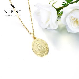 Xuping European and American cross-border geometric circular relief portrait necklace pendant, copper alloy plated with 14k color, unique style necklace.