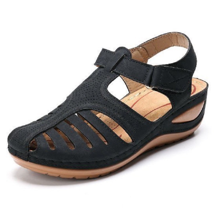 Foreign trade large size sandals and slippers women 2020 new comfortable Roman style sandals round toe hole sandals women's factory direct sales - Image 2