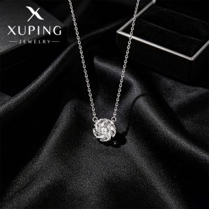Flower Pendant Necklace