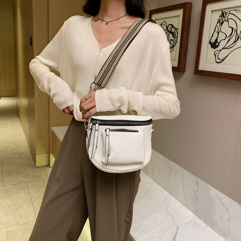 Bag women's bag 2022 new fashion ins Korean version ladies shoulder Messenger bag soft leather small bag casual saddle bag - Image 3