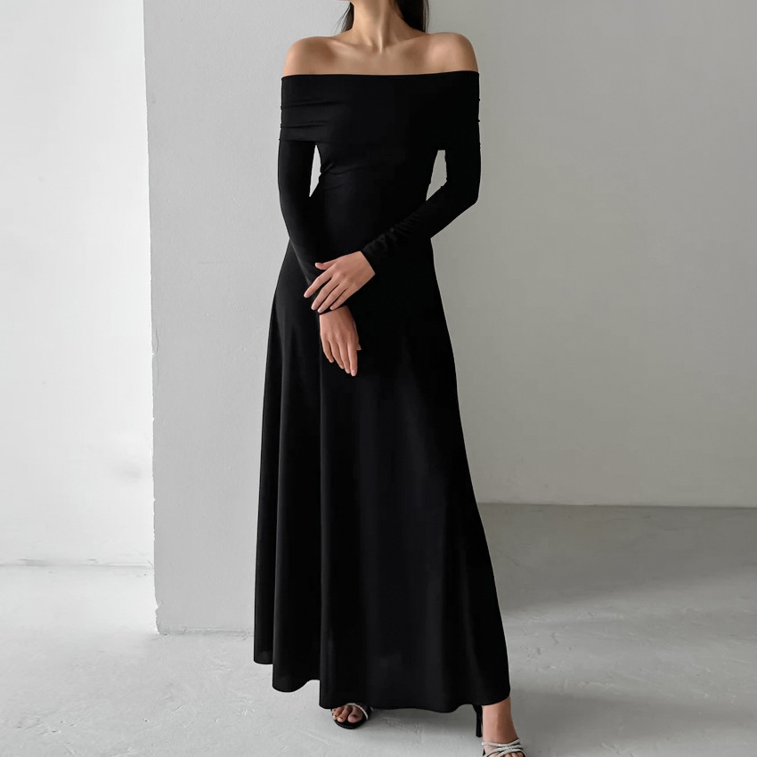 French-style sexy off-shoulder fitted dress, 2024 autumn/winter new style, niche off-shoulder simple evening gown for women.