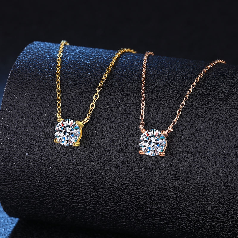 Cross-border 5-carat moissanite S925 sterling silver necklace, moissanite pendant, women's light luxury four-prong necklace, wholesale.