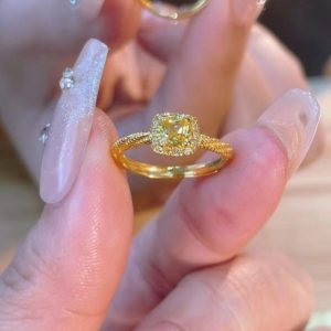 18k sugar cube ring au750 color gold solid non-stripping inlaid natural yellow crystal Hao stone simple ring female model