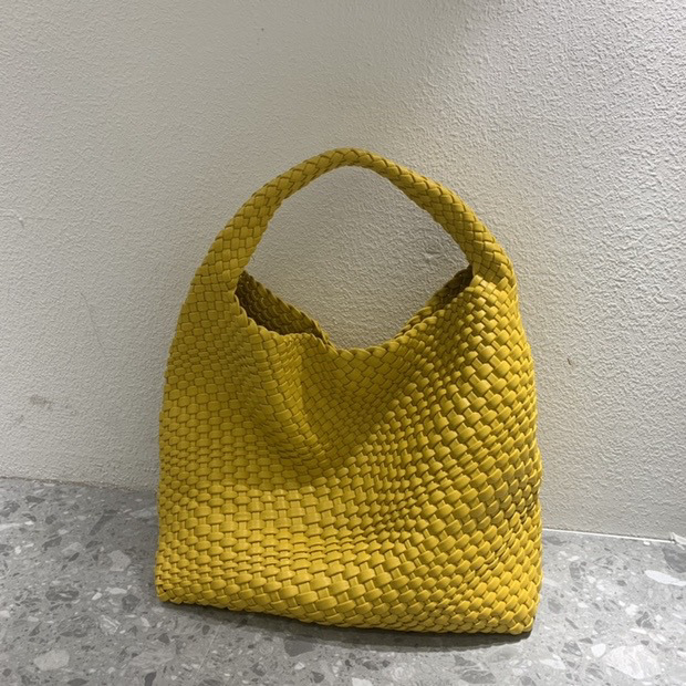 2024 new high-end hand-woven bag large-capacity shoulder tote bag underarm bag bucket bag mother-and-child bag trend - Image 27