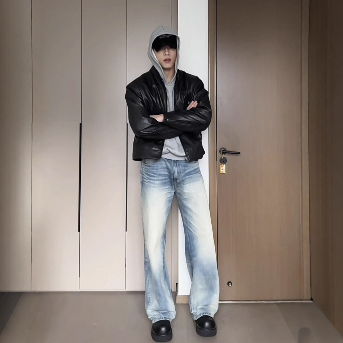 Jimo self-owned TBR Niu Wang series 05 A-line version washed blue straight loose cleanfit jeans - Image 5