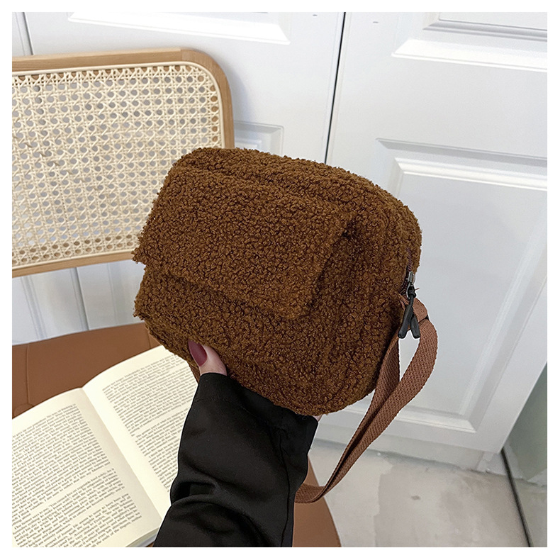 Cute solid color autumn and winter furry one-shoulder armpit small square bag new trendy fashion foreign style plush women's bag - Image 11