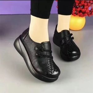 New style mother's shoes single shoes soft leather round toe one-step platform sole leather shoes for middle-aged and elderly people leisure non-slip deep mouth soft sole