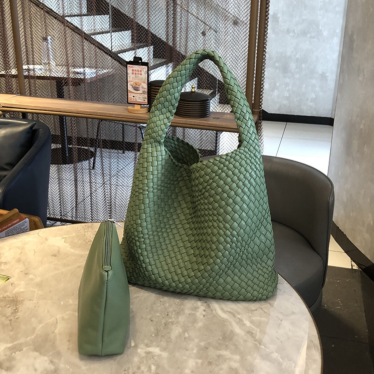 2024 new high-end hand-woven bag large-capacity shoulder tote bag underarm bag bucket bag mother-and-child bag trend - Image 18