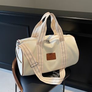 Trendy casual tote travel bag for men and women, new 2025 style, large capacity sports swimming and gym bag.
