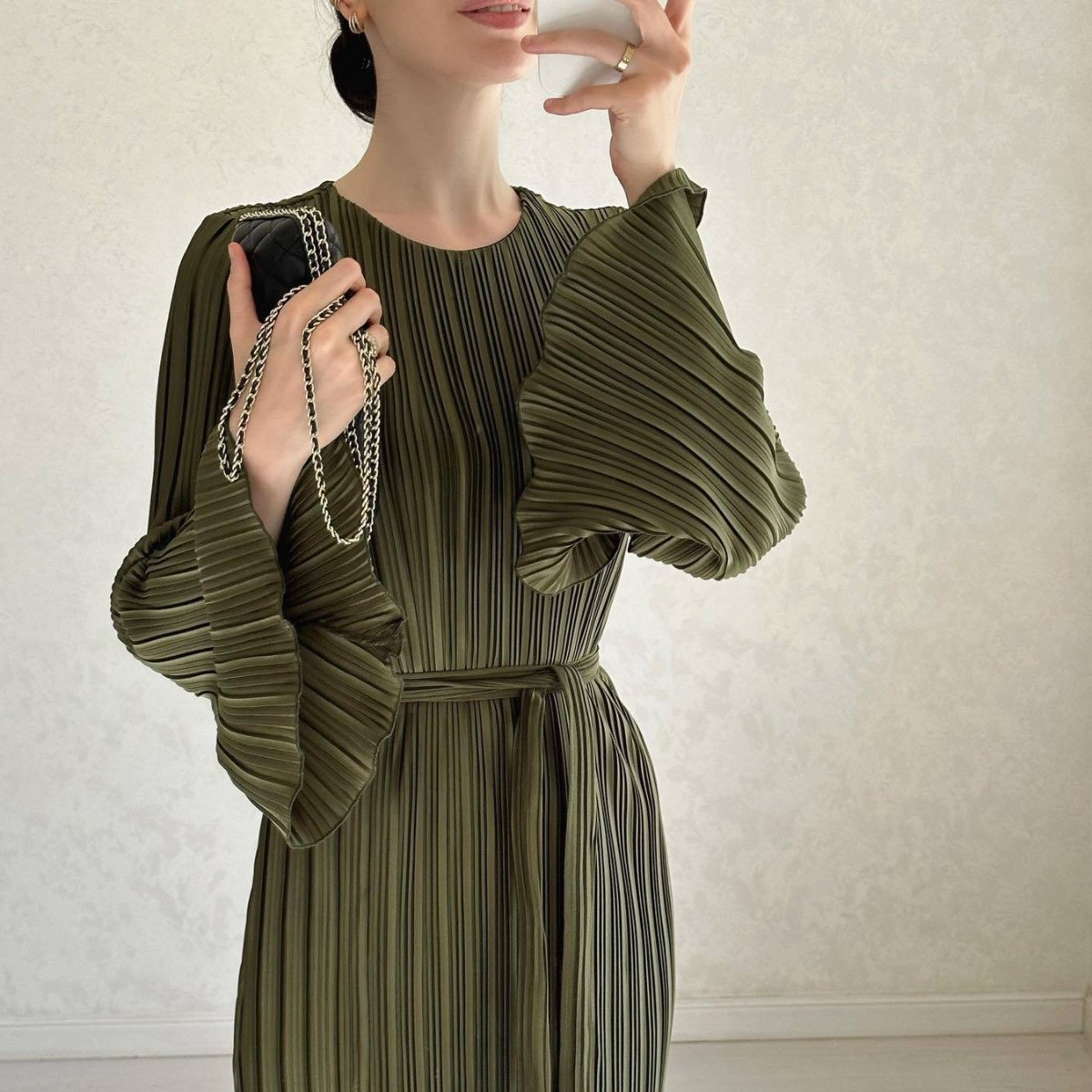 Amazon European and American clothing 2023 new autumn long skirt temperament pleated bell sleeve mid-length dress - Image 6