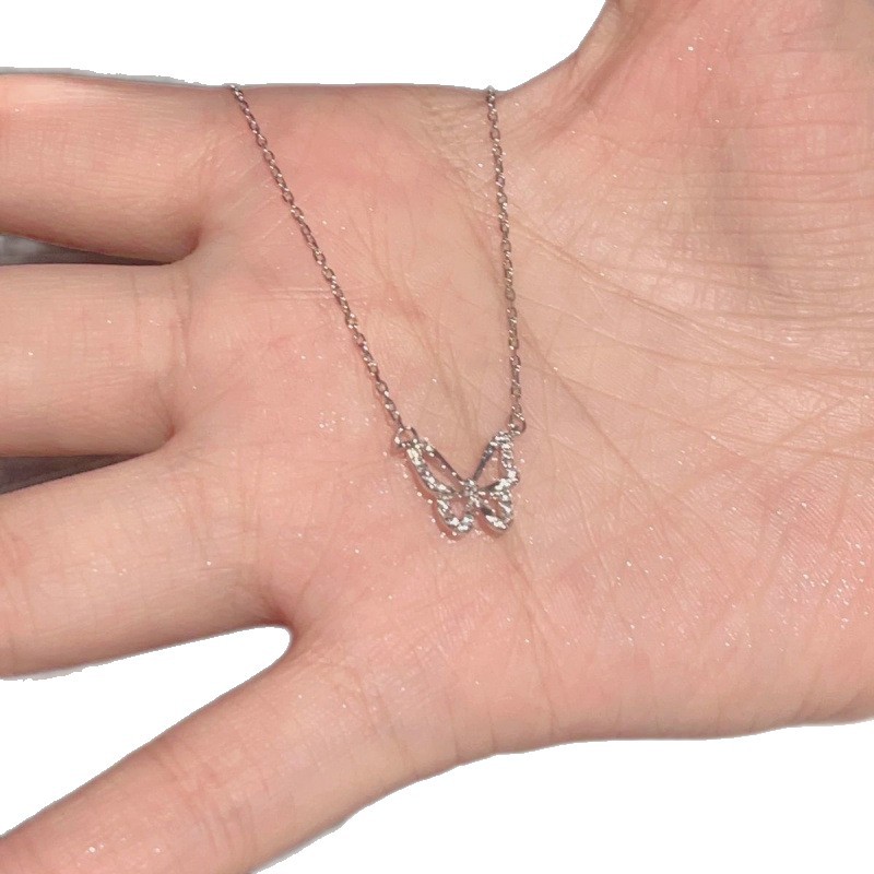 Superbly sparkling diamond butterfly necklace for women, a sophisticated and elegant clavicle chain, sweet and dazzling, fashionable and stylish choker. - Image 5