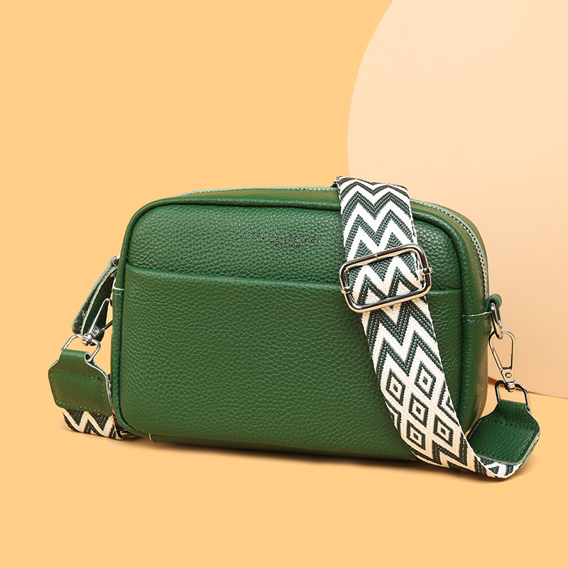 Cross-border leather women's bag wholesale 2023 new trendy fashion simple one-shoulder Messenger bag first layer cowhide small square bag - Image 4