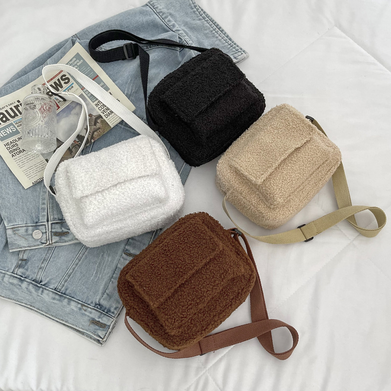 Cute solid color autumn and winter furry one-shoulder armpit small square bag new trendy fashion foreign style plush women's bag - Image 9