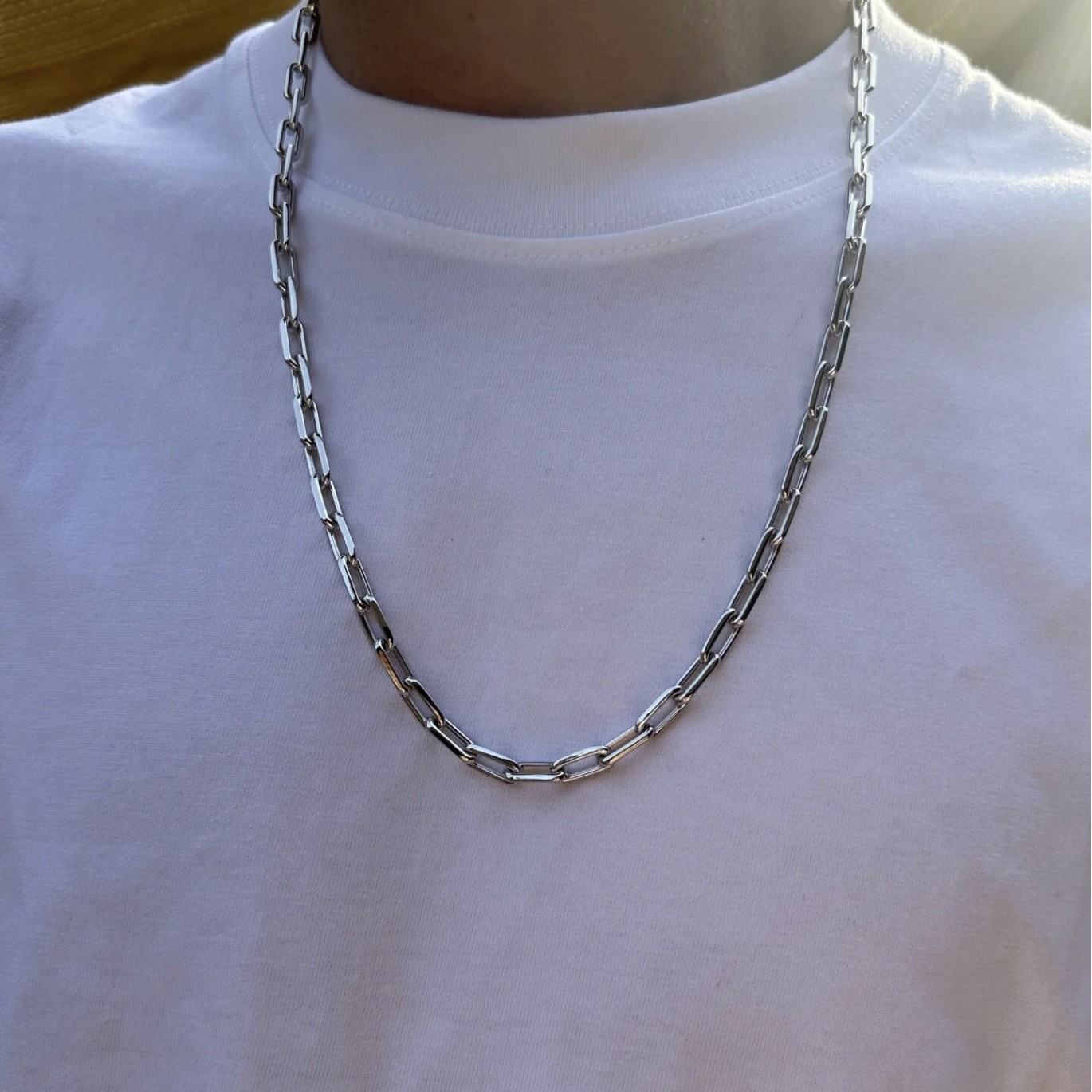 High-version V-gold cardigan Santos Spartan necklace, European and American style, unisex couple's thick bamboo joint chain clavicle chain - Image 3