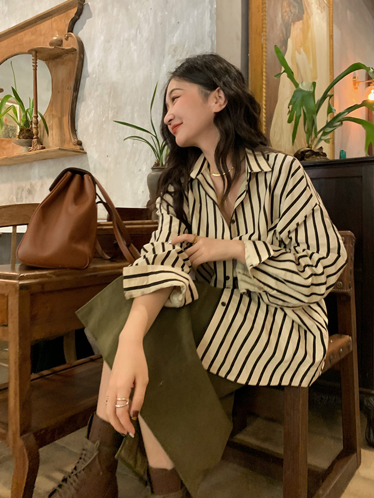 Lazy French style Hong Kong style temperament long-sleeved tops for women, design niche striped shirts, all-match early autumn - Image 2