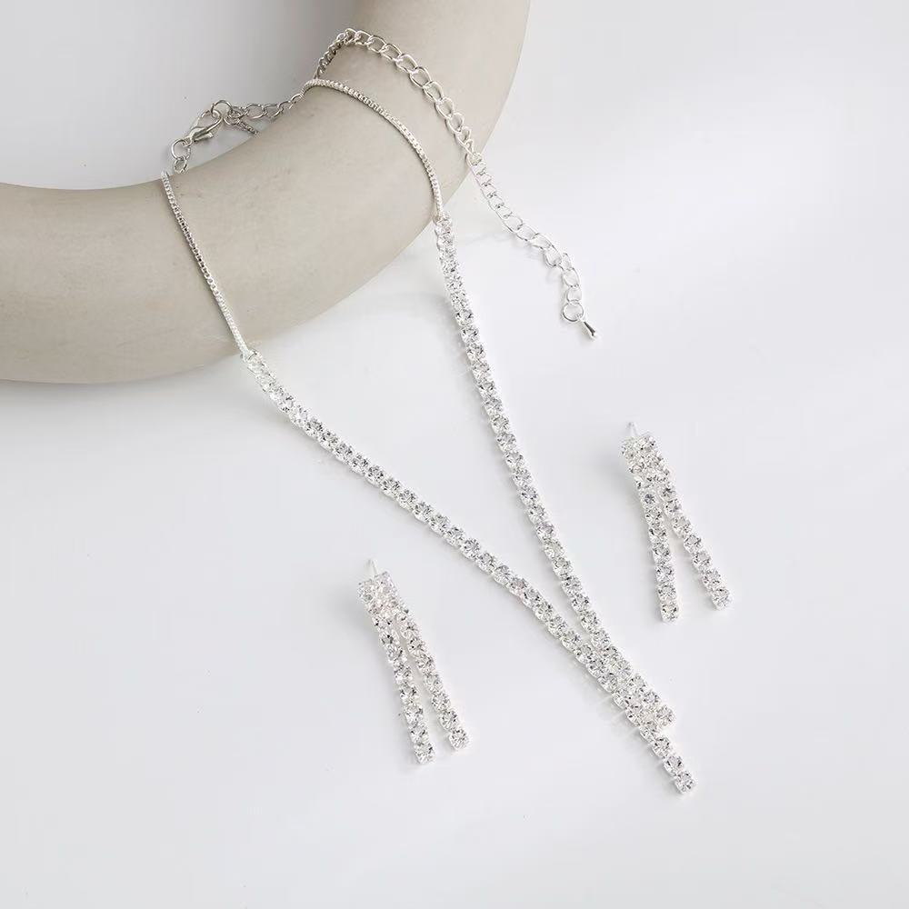Wedding banquet loose diamond necklace and earring 2-piece set, elegant and classy European and American cross-border jewelry set. - Image 5