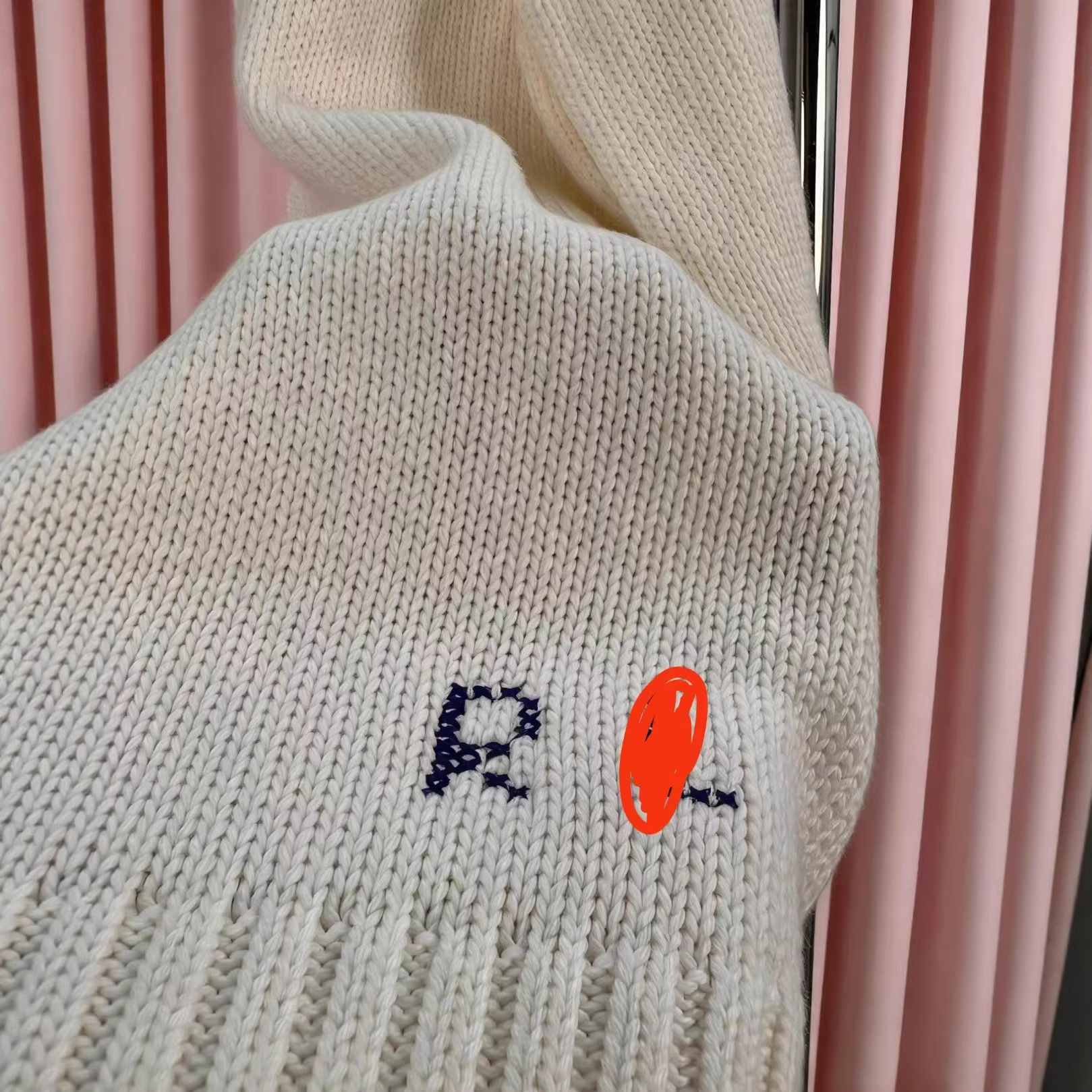 High-quality cross-border e-commerce style, small horse logo, scannable QR code, R-L pure cotton heavy-duty cartoon bear autumn and winter sweater for women. - Image 5