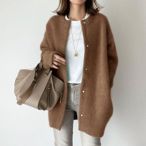 9 colors in stock 2024 autumn new super soft knitted jacket slim design niche loose jacket for women