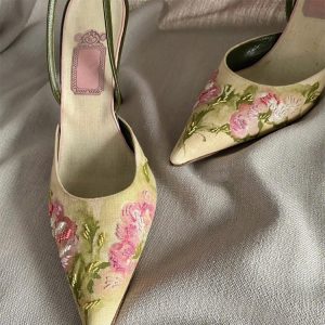 Embroidered pointed stiletto high heels 2024 new summer Chinese style shallow mouth hollow single shoes women's closed toe sandals