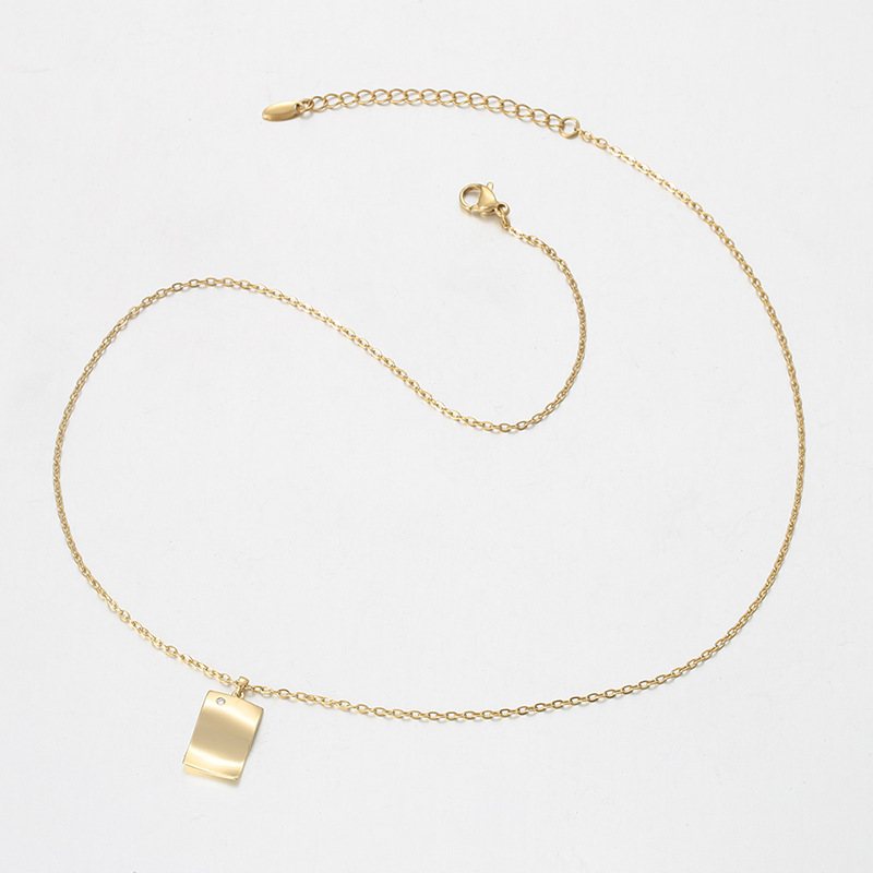 Xuping's minimalist geometric square necklace, stylish and simple, made of copper alloy plated with 14k gold, is a European and American cross-border jewelry piece. - Image 7