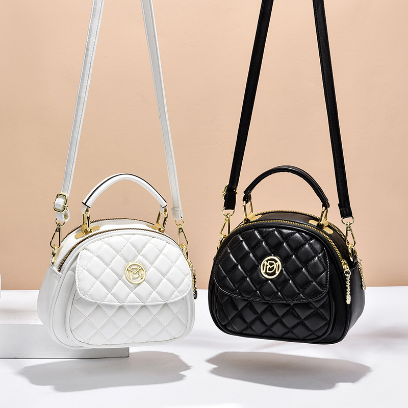 Bag women's summer simple net red foreign style ladies Messenger bag 2023 new trendy fashion texture shoulder bag women's wholesale - Image 11