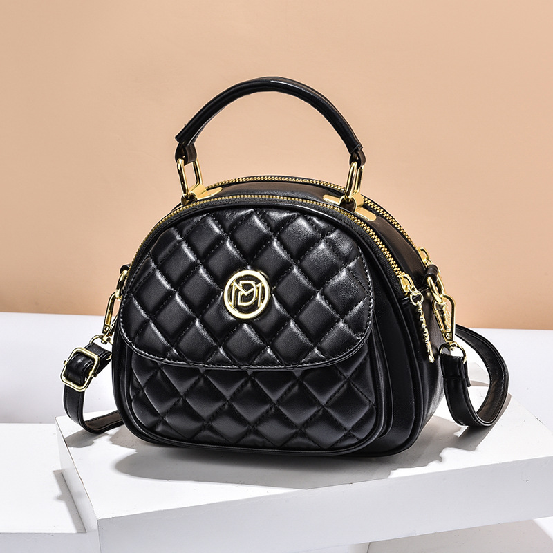 Bag women's summer simple net red foreign style ladies Messenger bag 2023 new trendy fashion texture shoulder bag women's wholesale - Image 10