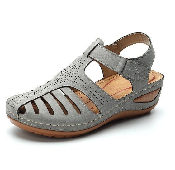 Foreign trade large size sandals and slippers women 2020 new comfortable Roman style sandals round toe hole sandals women's factory direct sales - Image 12