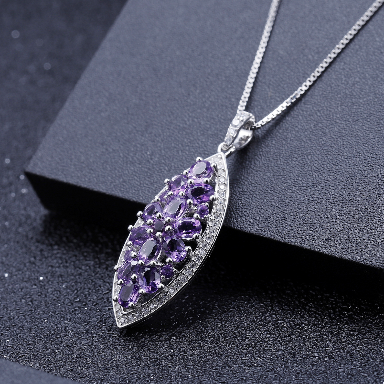 Luxury and sophisticated natural amethyst pendant, European and American style fashion design, S925 sterling silver gemstone necklace pendant - Image 2