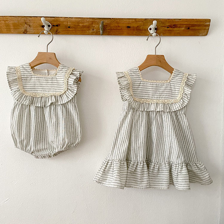2023 new sister dress Korean version summer striped ruffles girls fashion princess dress baby crawling clothes - Image 2