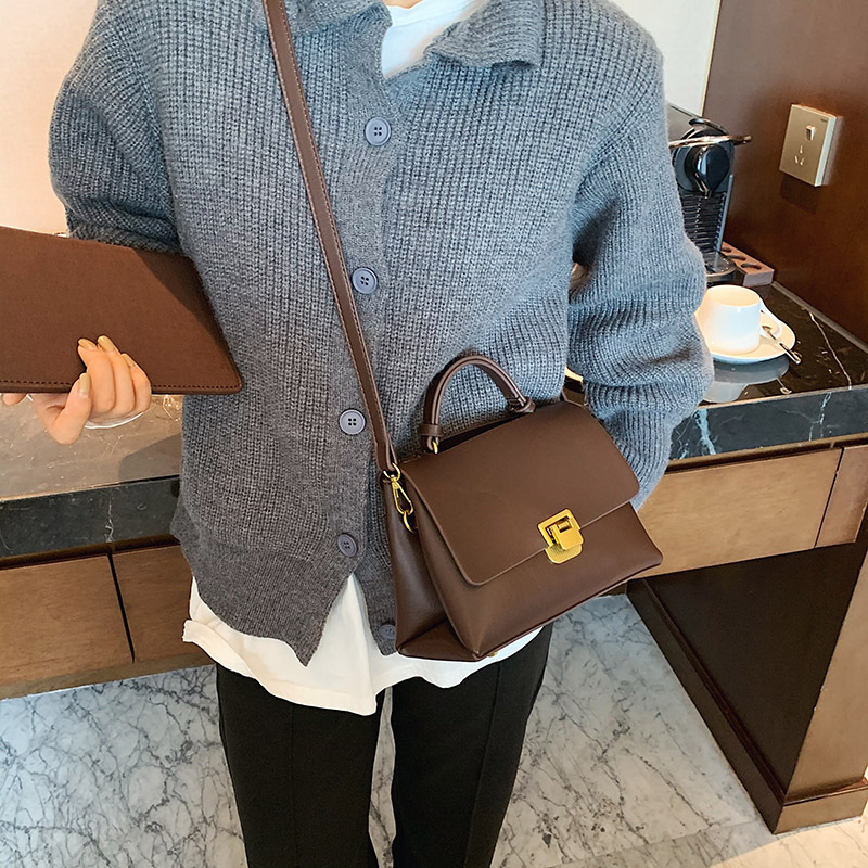Handbag bag female 2020 new trendy autumn and winter messenger bag simple tote bag female large capacity female bag single shoulder big bag - Image 9