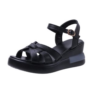 Roman thick-soled sandals women's summer 2022 new platform shoes fashion show high slope with large size women's shoes 4142