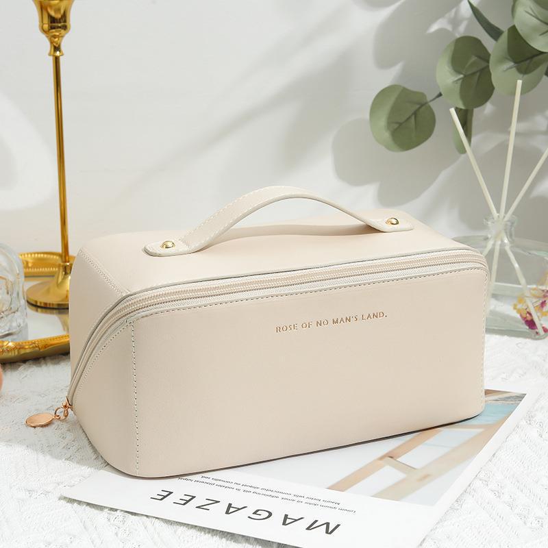 Cosmetic bag for women with large capacity and portable ins high-end internet celebrity 2024 new style super hot travel product washing storage bag - Image 8