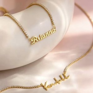 Stainless steel letter necklace with zircon setting, a luxurious business and commuter pendant.
