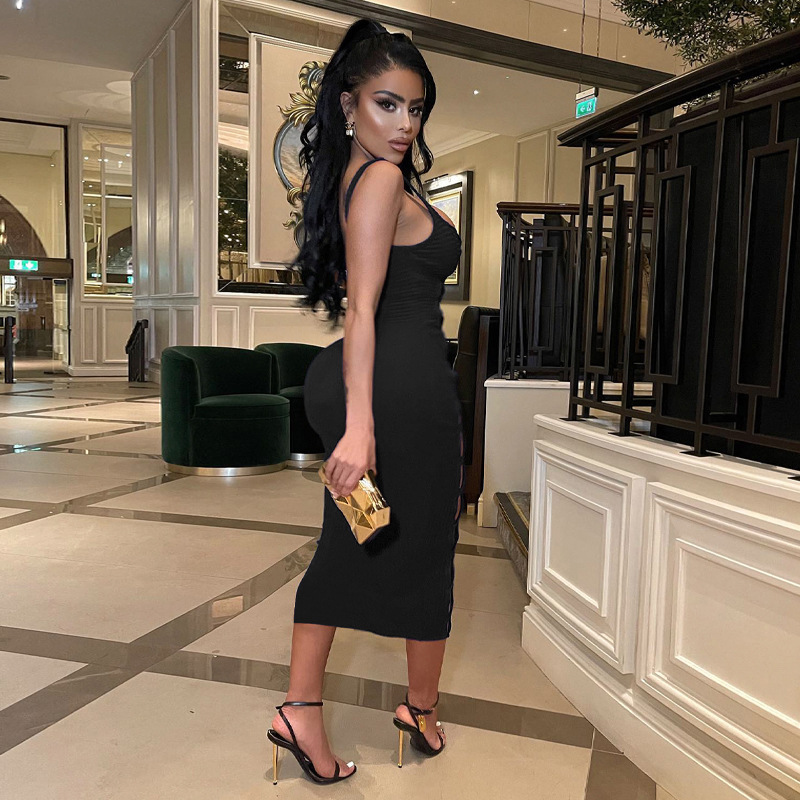 Q22S8068 European and American women's clothing Amazon 22 spring new solid color thread hollow out nightclub sexy dress - Image 5