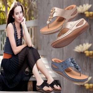 European and American flip-flops women's non-slip outerwear new summer fashion casual wedge heel thick-soled beach sandals