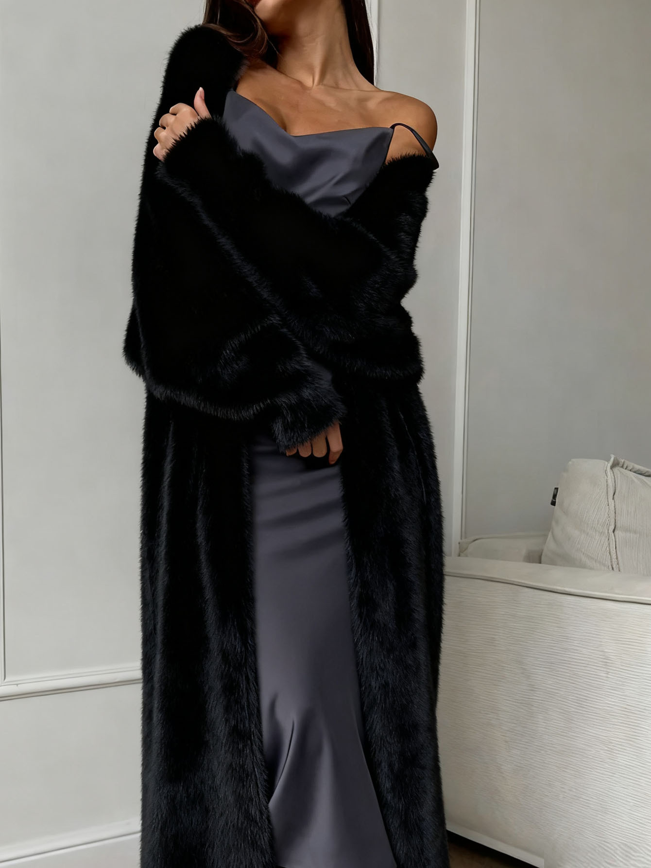 Cross-border faux mink white knitted cardigan coat for women, autumn and winter loose-fitting fluffy long cardigan - Image 5