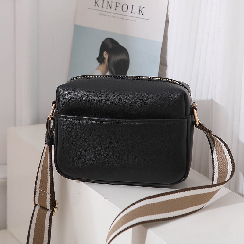 Trendy women's bags 2022 new cross-border foreign trade pure color PU Messenger bag small bag spot ladies shoulder small square bag - Image 3