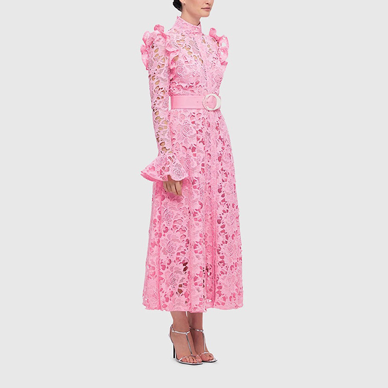 Retro heavy industry French long skirt 2023 new temperament niche design lace embroidery waist dress women's trend