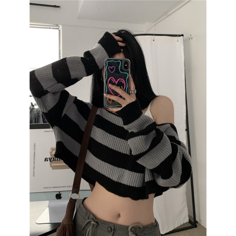 Contrast color striped off-shoulder long-sleeved sweater for women autumn new loose outer wear short pure lust hot girl sweater top - Image 4