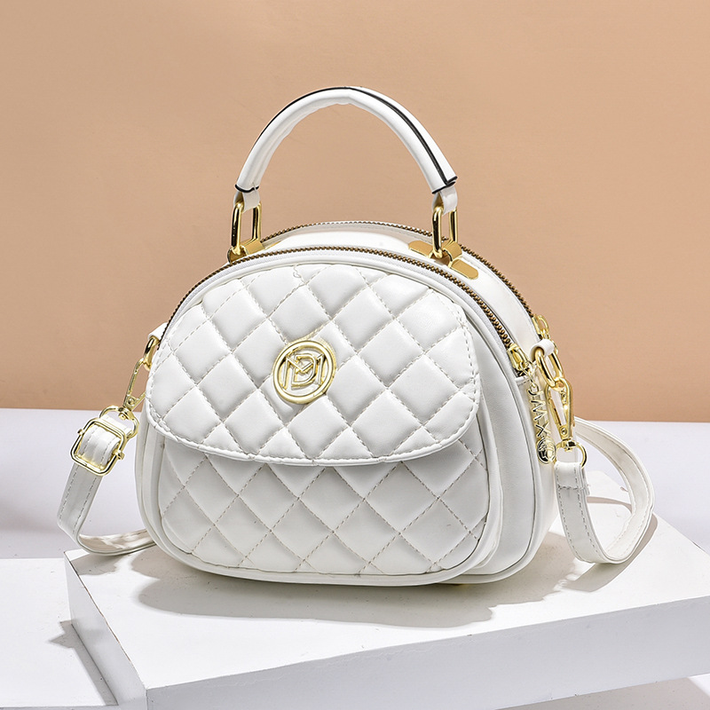 Bag women's summer simple net red foreign style ladies Messenger bag 2023 new trendy fashion texture shoulder bag women's wholesale - Image 6