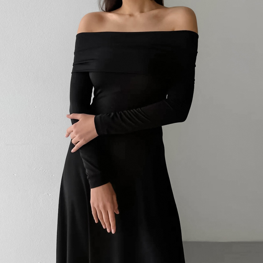 French-style sexy off-shoulder fitted dress, 2024 autumn/winter new style, niche off-shoulder simple evening gown for women. - Image 2