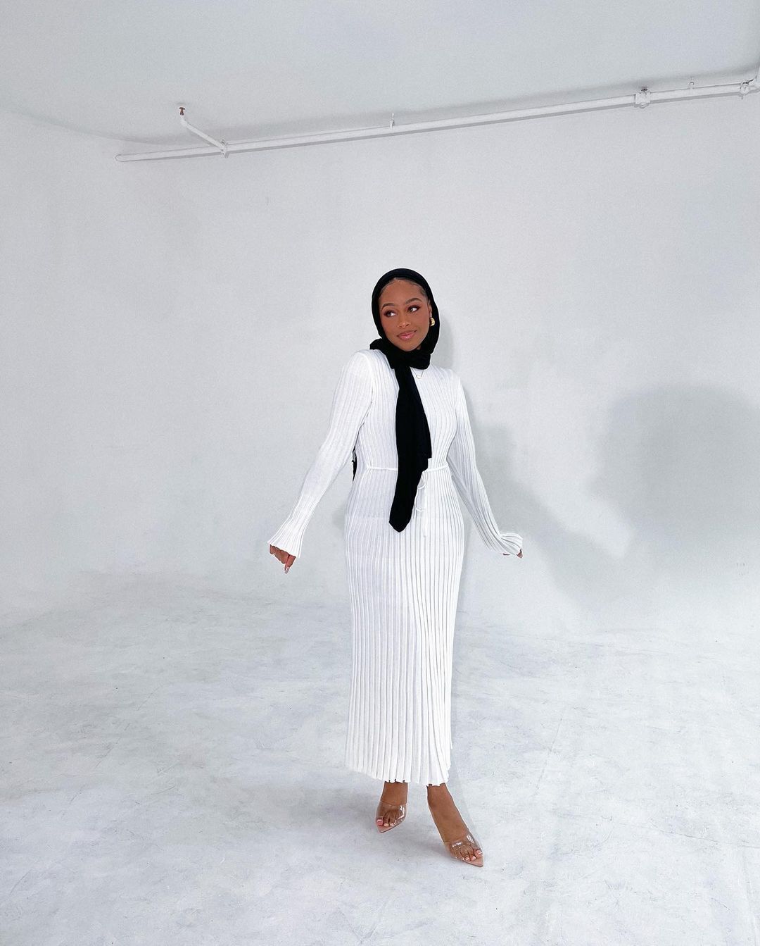 2023 cross-border autumn and winter new knitted dress casual waist round neck big pit strip slim knitted long skirt female - Image 8