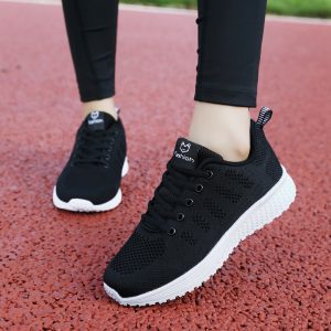Spring and summer middle-aged and elderly walking shoes, middle-aged mother's sports shoes, women's mesh soft sole non-slip casual travel running shoes
