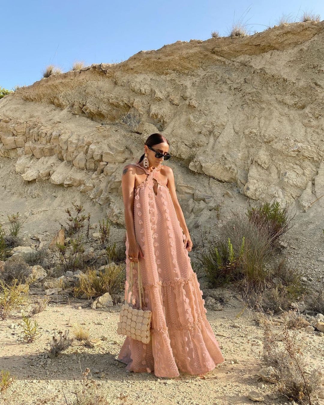 2023 Fashion Halter Three-dimensional Flower Floor-Mopping Cake Dress Cross-border Supply European and American Foreign Trade Lace Long Dress - Image 11