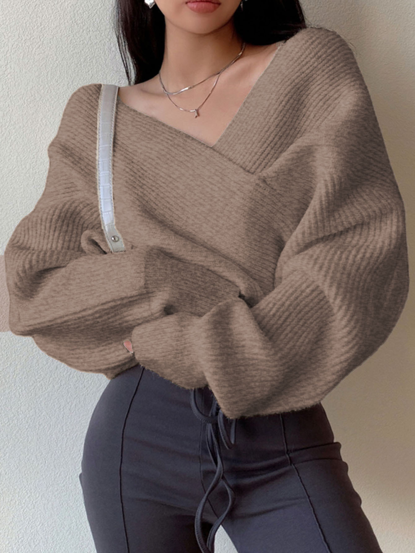 European and American cross-border autumn and winter off-shoulder crossover irregular sweater women's new loose short base knitwear - Image 11