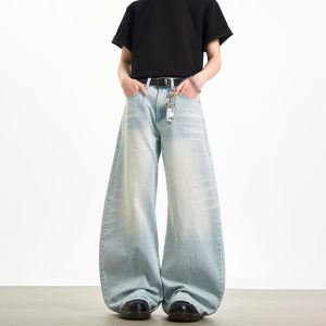 Versatile, trendy, Harajuku fashion, relaxed, Japanese minimalist, Instagram-worthy, new artistic style.
